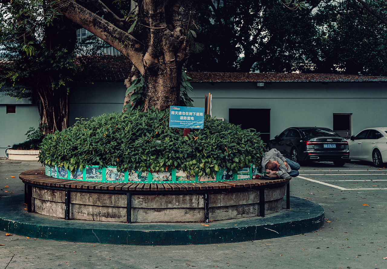 【VOLG 1】扫街摄影日记，第一次扫街的图片与视频总结（图ZMjMyODM0NTA0） - 人文/纪实摄影 - 站酷设计师莫傲子炎原创素材 - 站酷ZCOOL