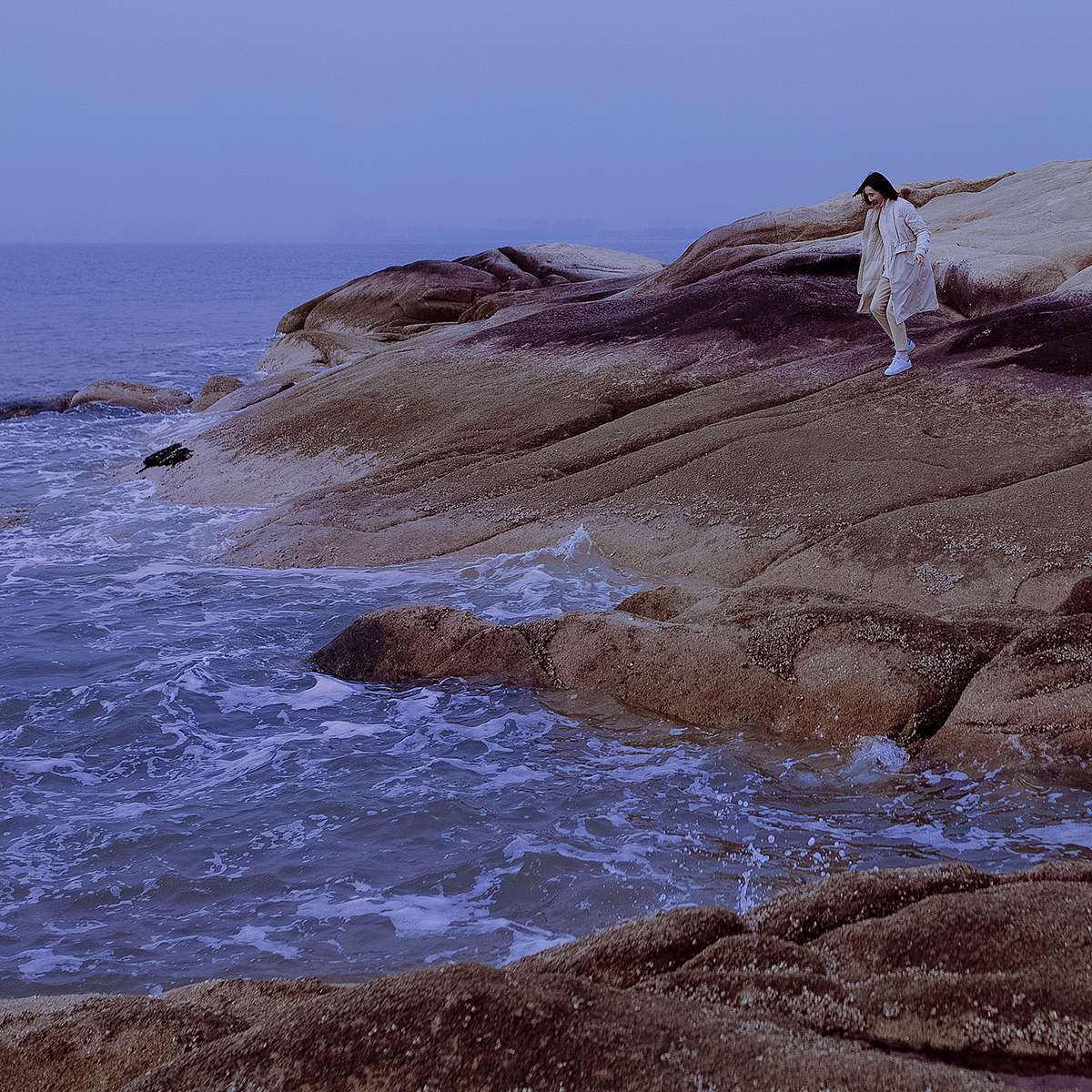 【来听海浪的声音】（图ZMTA0MzQyNDcy） - 人像摄影 - 站酷设计师参与失眠原创素材 - 站酷ZCOOL