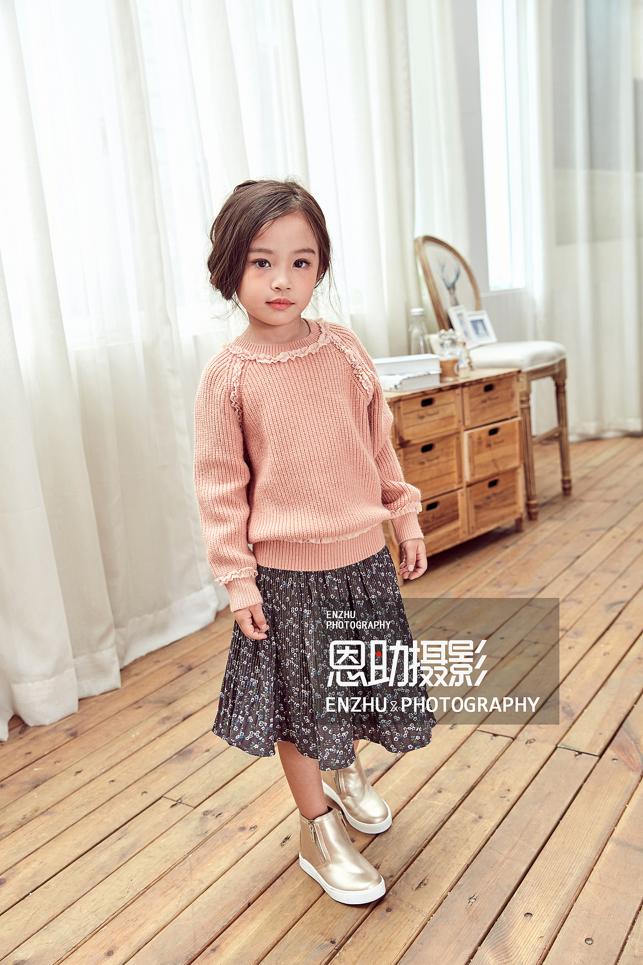 童装模特摄影服装拍摄