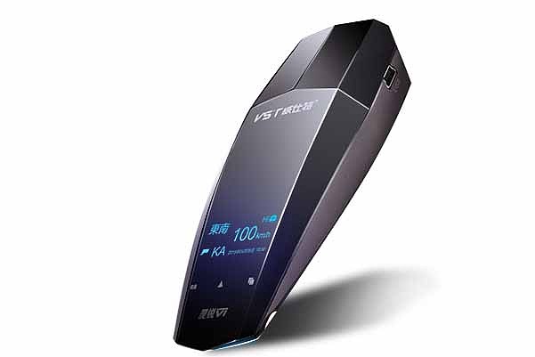 电子狗车内安全预警仪修片过程