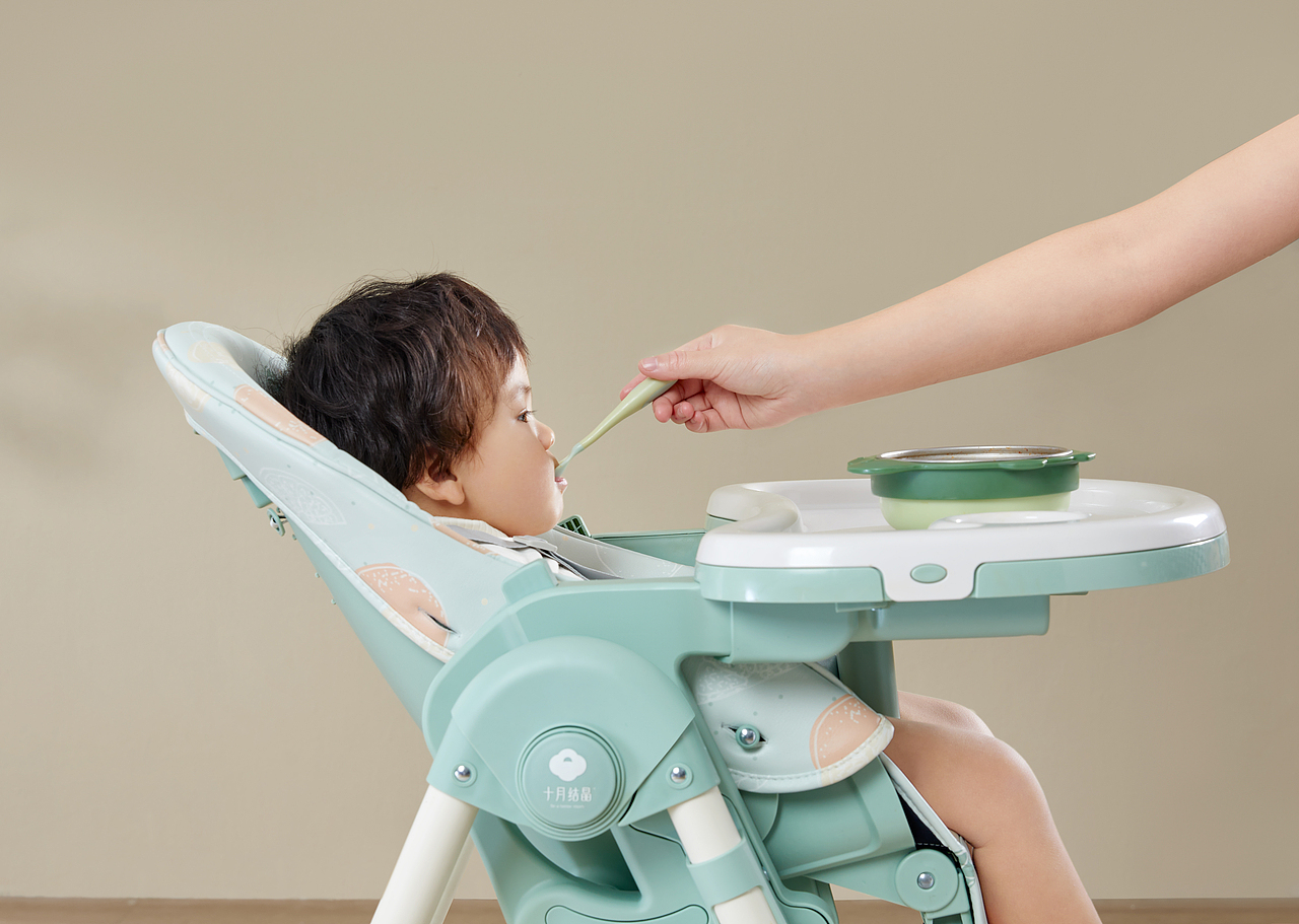 婴儿餐椅/奶瓶