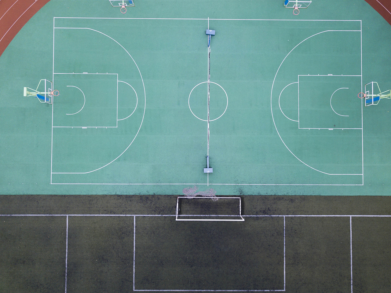 上帝视角下的球场（图ZMTU2OTExNjg0） - 环境/建筑摄影 - 站酷设计师先森WANG原创素材 - 站酷ZCOOL