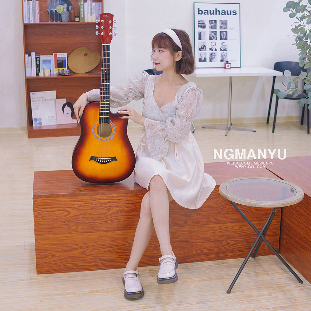圣诞吉他人像摄影（图ZMjkyMDgzMjI4） - 人像摄影 - 站酷设计师rockbank原创素材 - 站酷ZCOOL