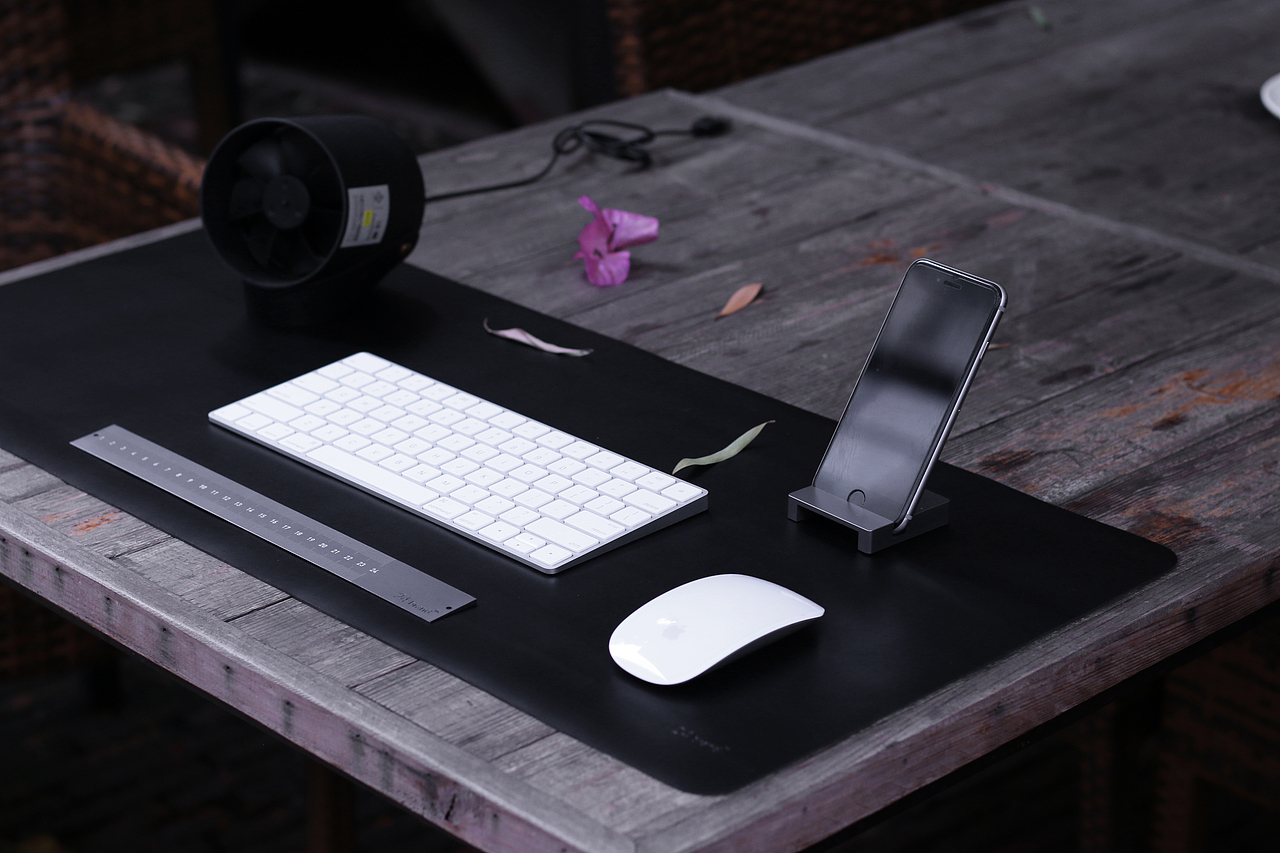 24brand 商务文创 手机扩音底座 二十四设计出品 24Design