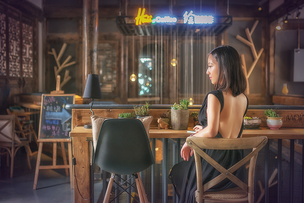 Waiting and Dreaming（图ZMzQ5MDg1MDA=） - 人像摄影 - 站酷设计师ZFONG原创素材 - 站酷ZCOOL