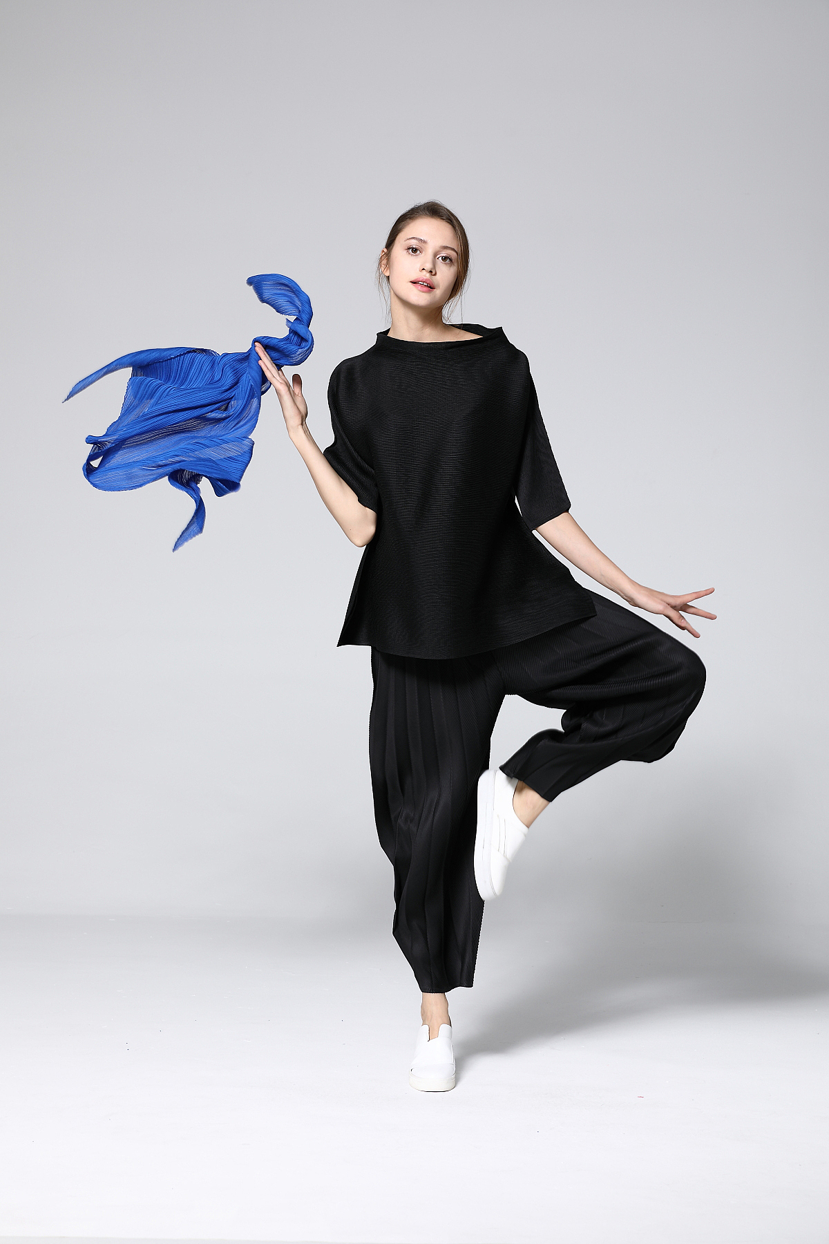 三宅一生服装拍摄原片