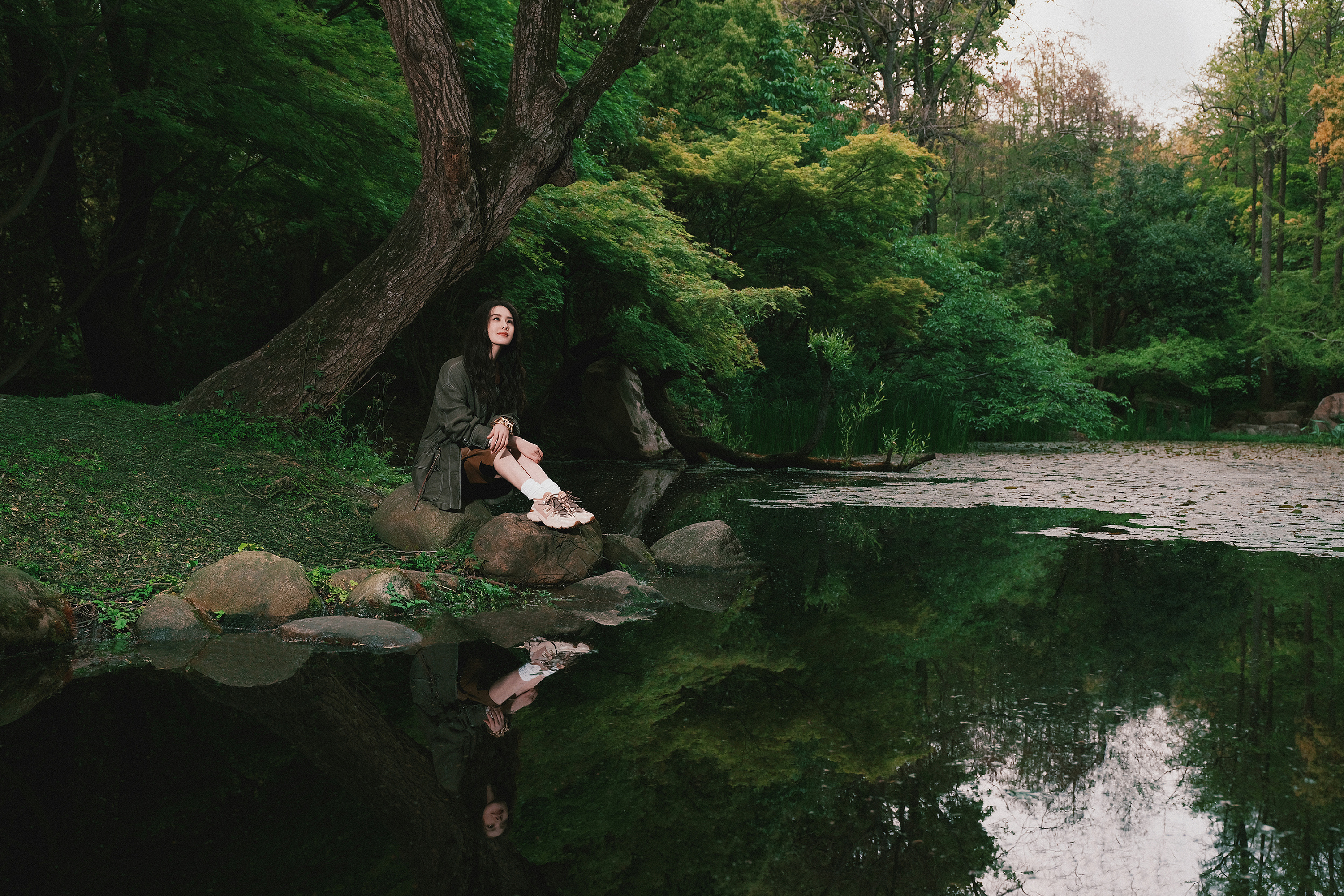 刘诗诗《男人风尚》森林封面|摄影|人像摄影|修图师pang大海 - 原创