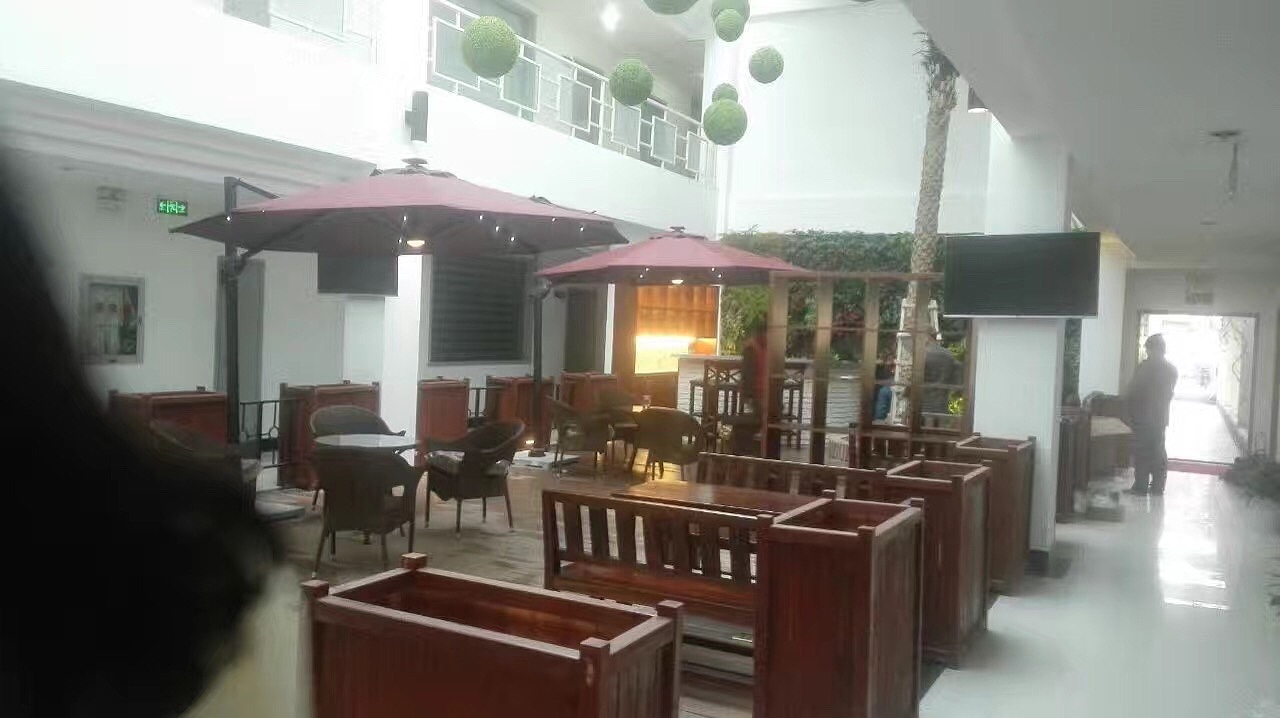 卫岗中庭咖啡厅