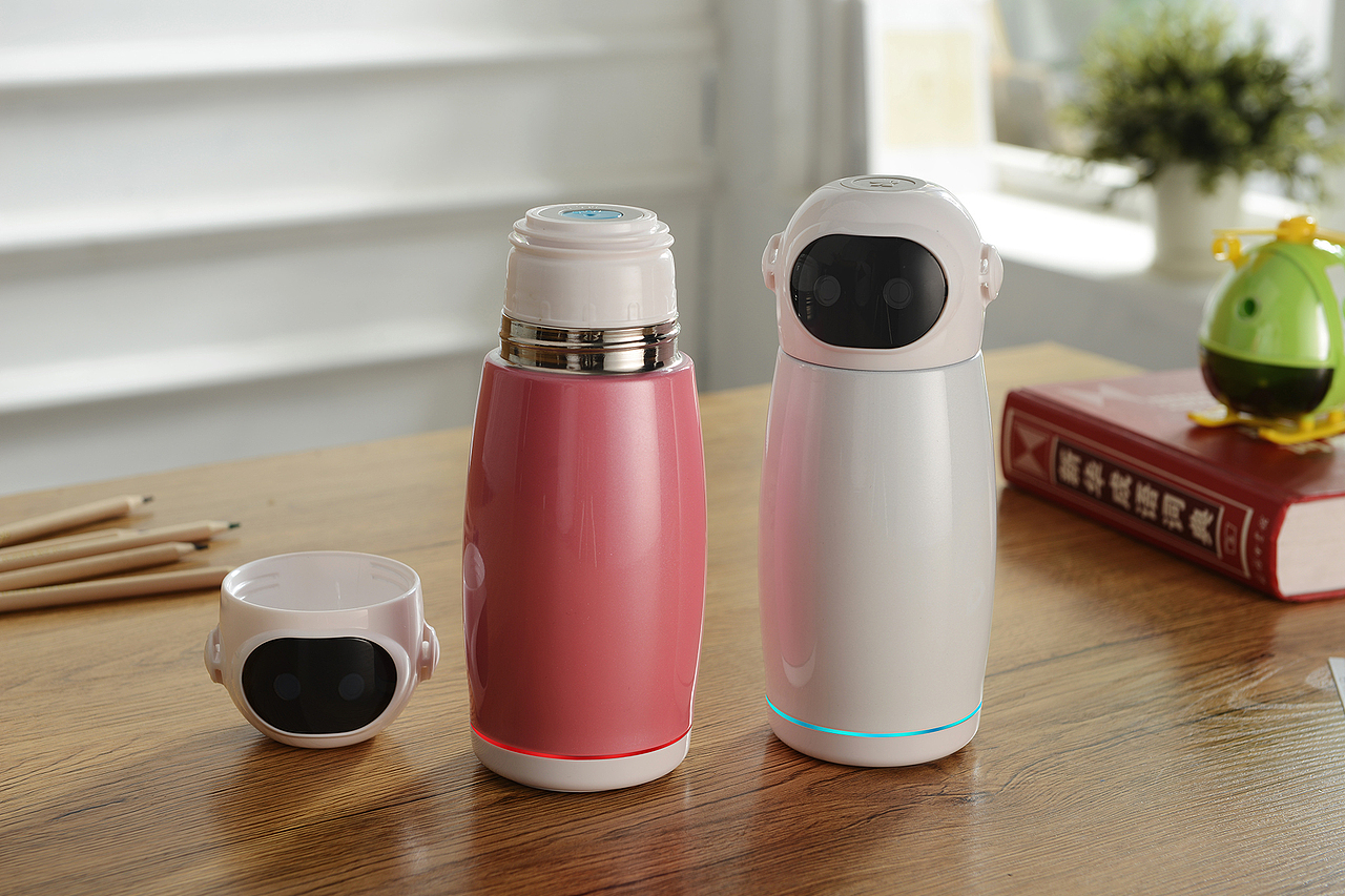 嘿逗儿童智能水杯