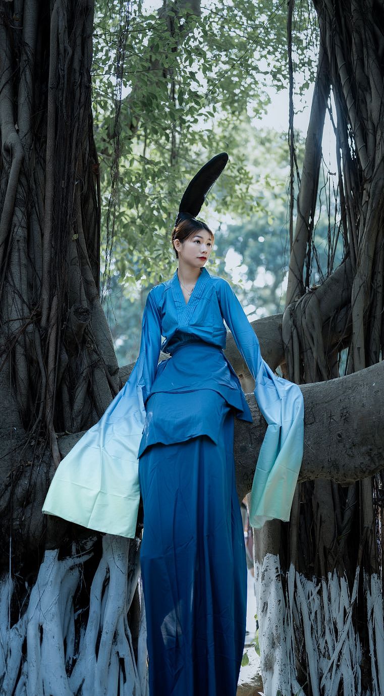 只此青綠（圖ZMzYwNzgyMDMy） - 人像攝影 - 站酷設(shè)計師辣條泡方便面原創(chuàng)素材 - 站酷ZCOOL