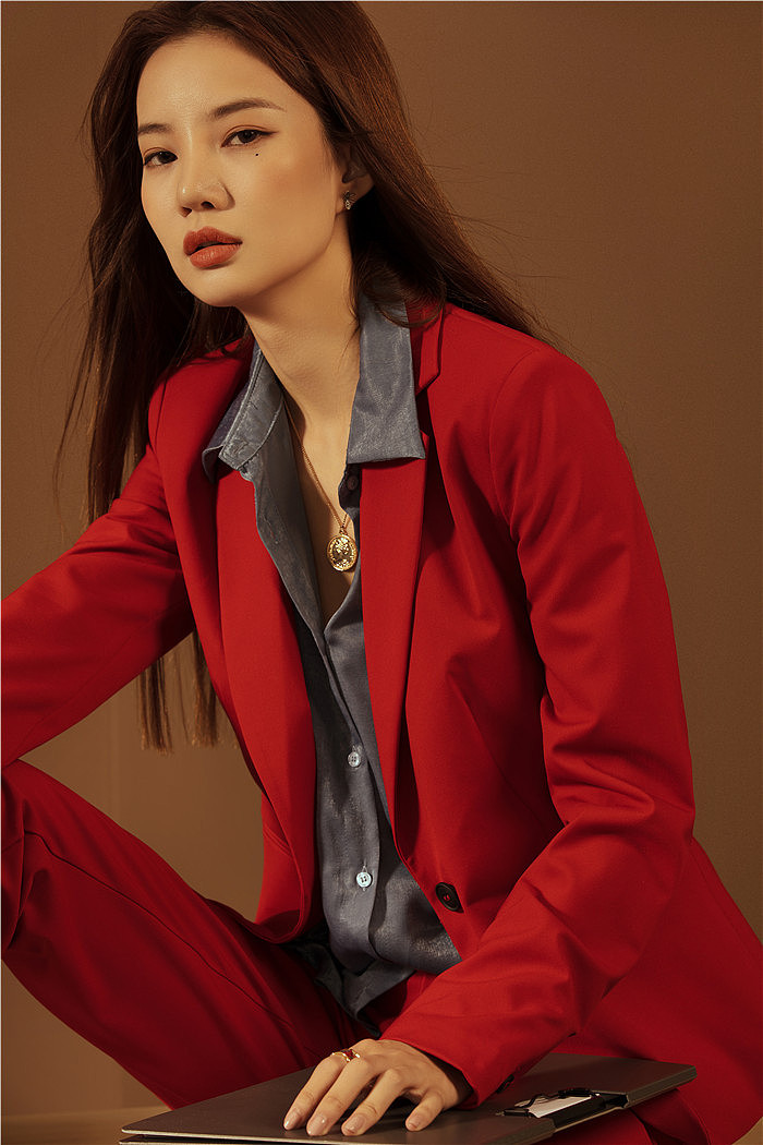 服装模特平面拍摄