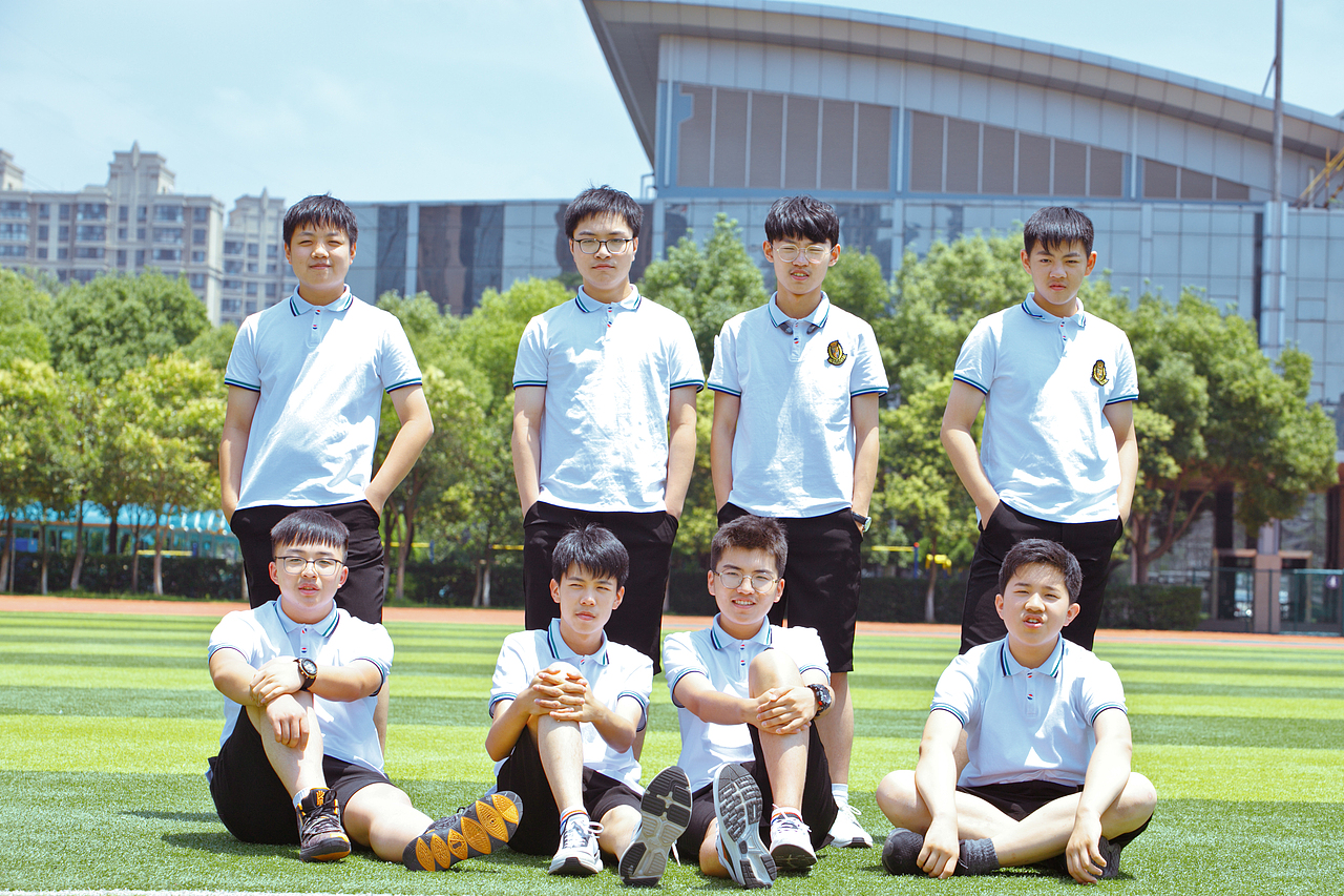 恰同学年少 风华正茂