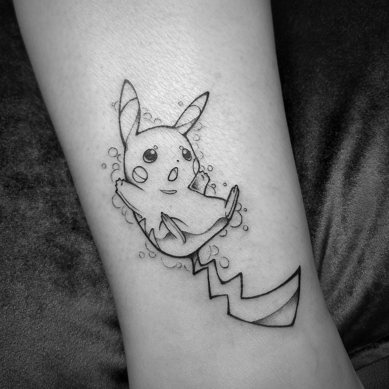 皮卡丘纹身插画作品信息创作时间2019/02/26添加表情喜欢ta的作品吗?