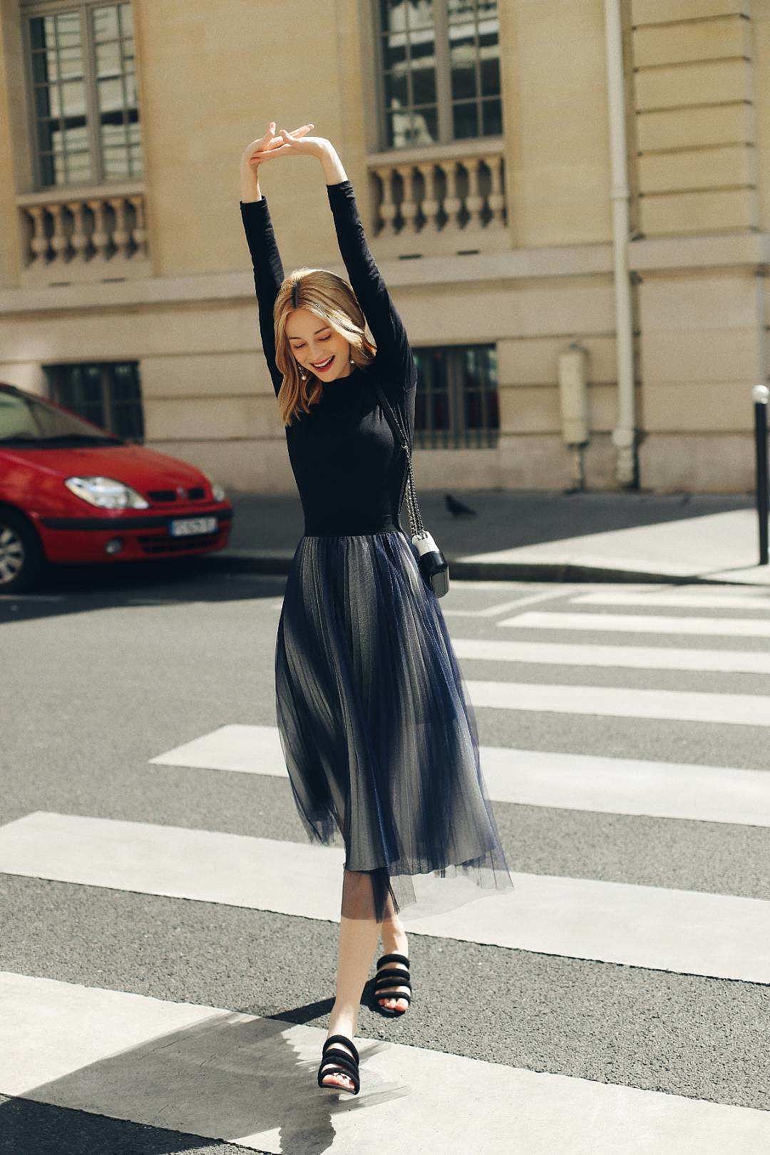 法国巴黎服装街拍