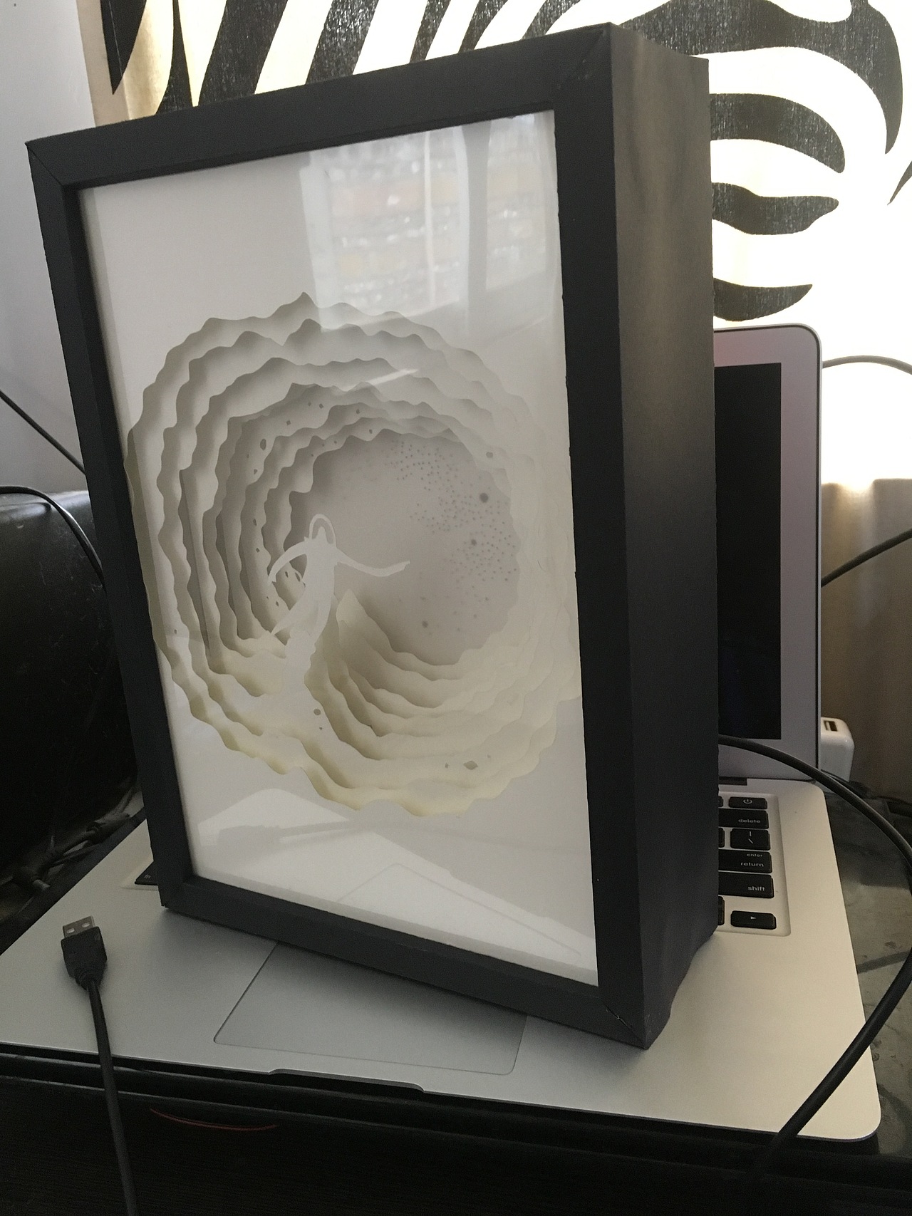 【纸雕灯】太空人，开灯效果真的不错！（图ZMTAzNzAwNjcy） - 其他手工艺 - 站酷设计师wq339216q原创素材 - 站酷ZCOOL