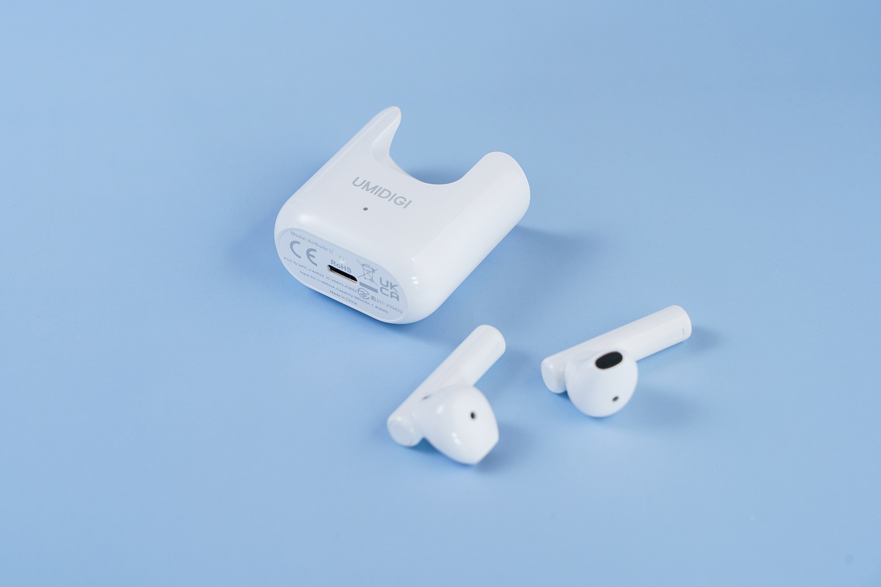 产品拍摄 • UMIDIGI Air Buds U（图ZMjk1Mzg4ODEy） - 产品摄影 - 站酷设计师LIUQI19原创素材 - 站酷ZCOOL