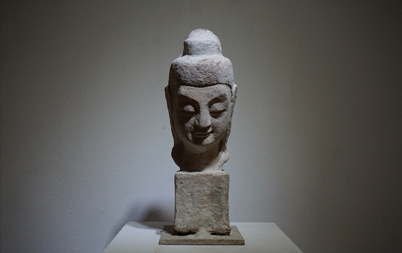 传统雕塑《玉佛重生》