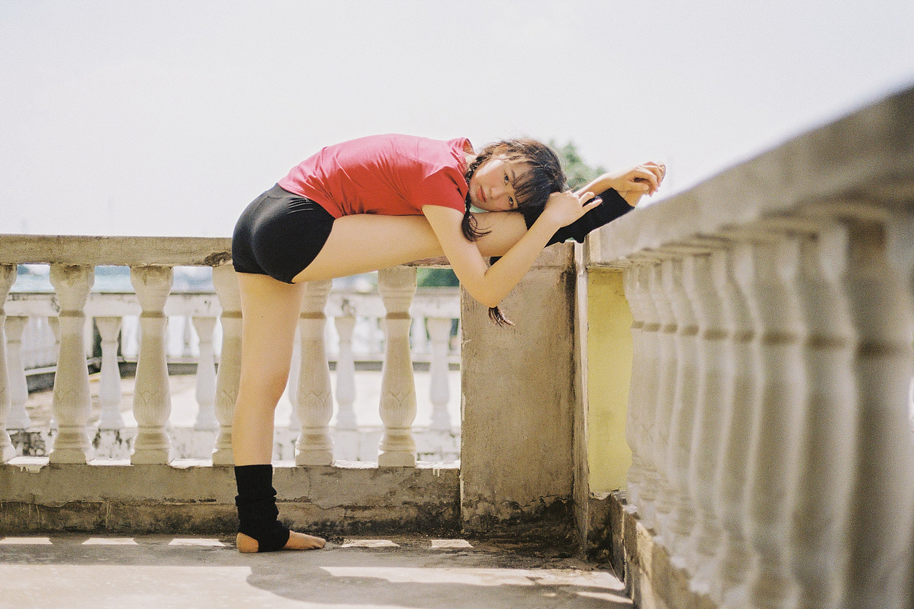 芳華（圖ZMjU0NTgxNDk2） - 人像攝影 - 站酷設(shè)計師川楓鈴木原創(chuàng)素材 - 站酷ZCOOL