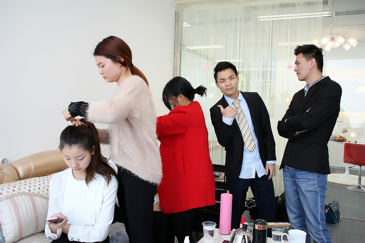 《我是微商创业者》- 首部微商励志公益广告（图ZMjg4NzIzNzI=） - 短片 - 站酷设计师风之影传媒原创素材 - 站酷ZCOOL