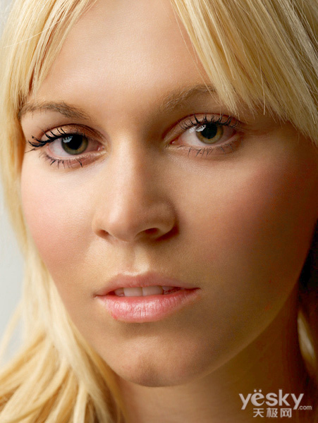 photoshop将人物脸部变瘦的图文教程详解