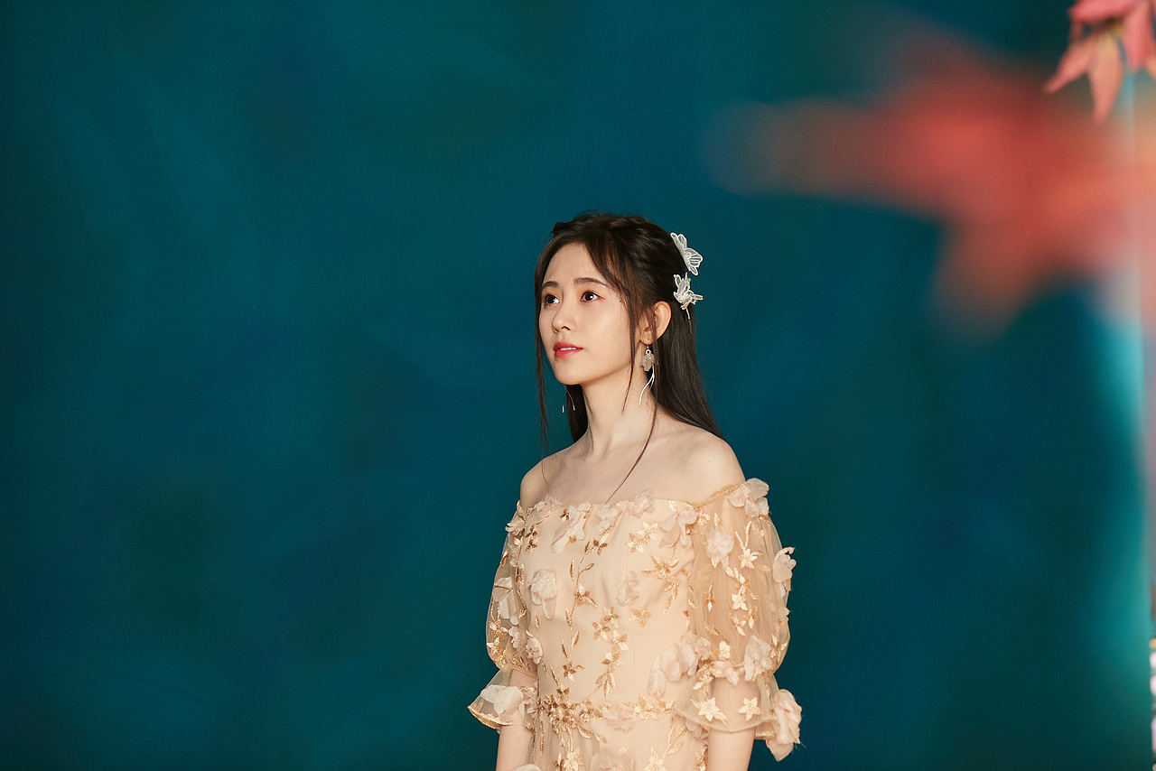 「花西子&鞠婧祎」mintaka presents