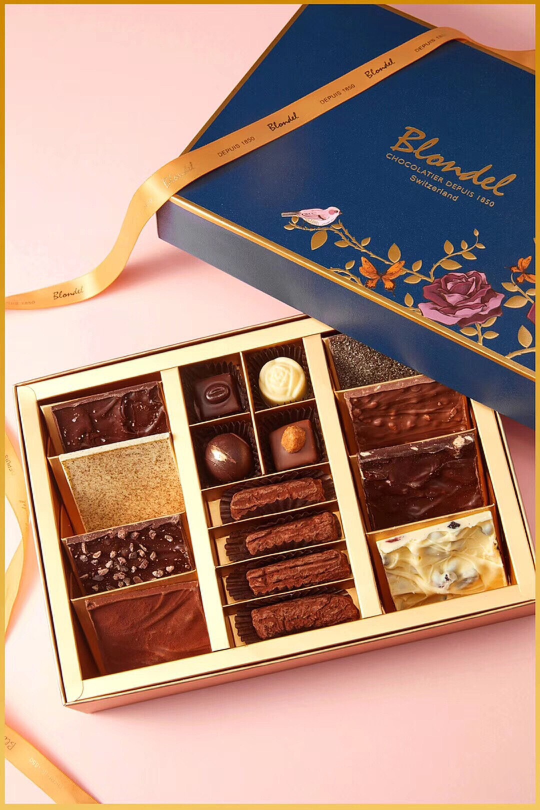 一盒巧克力 美味巧克力 插畫 巧克力, 巧克力插圖, 紅色盒子, 美味巧克力素材圖案，PSD和PNG圖片免費下載