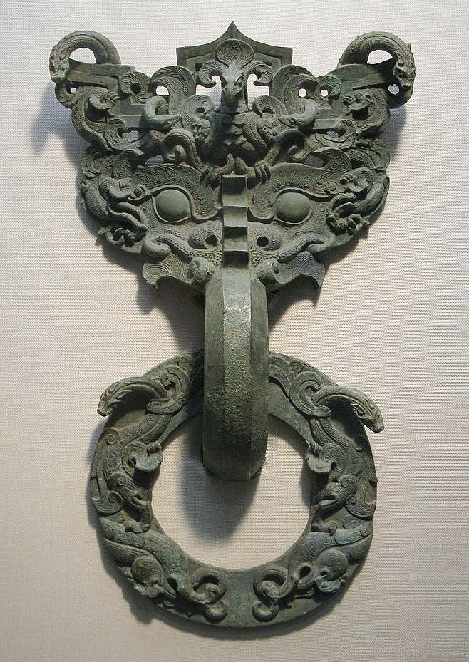 练习-蟠螭立凤纹铜铺首