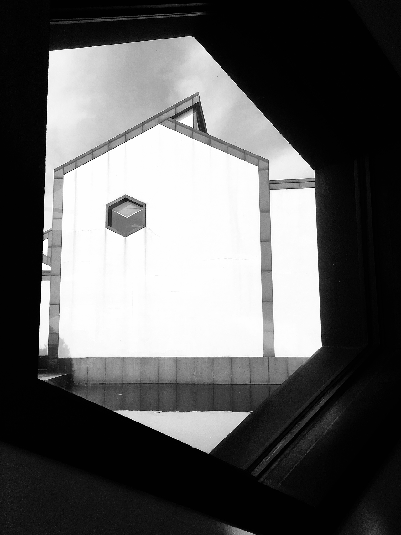 园林·窗（黑白组图）（图ZMTIxOTE2MDA4） - 环境/建筑摄影 - 站酷设计师南云121原创素材 - 站酷ZCOOL