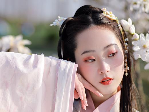 花间事