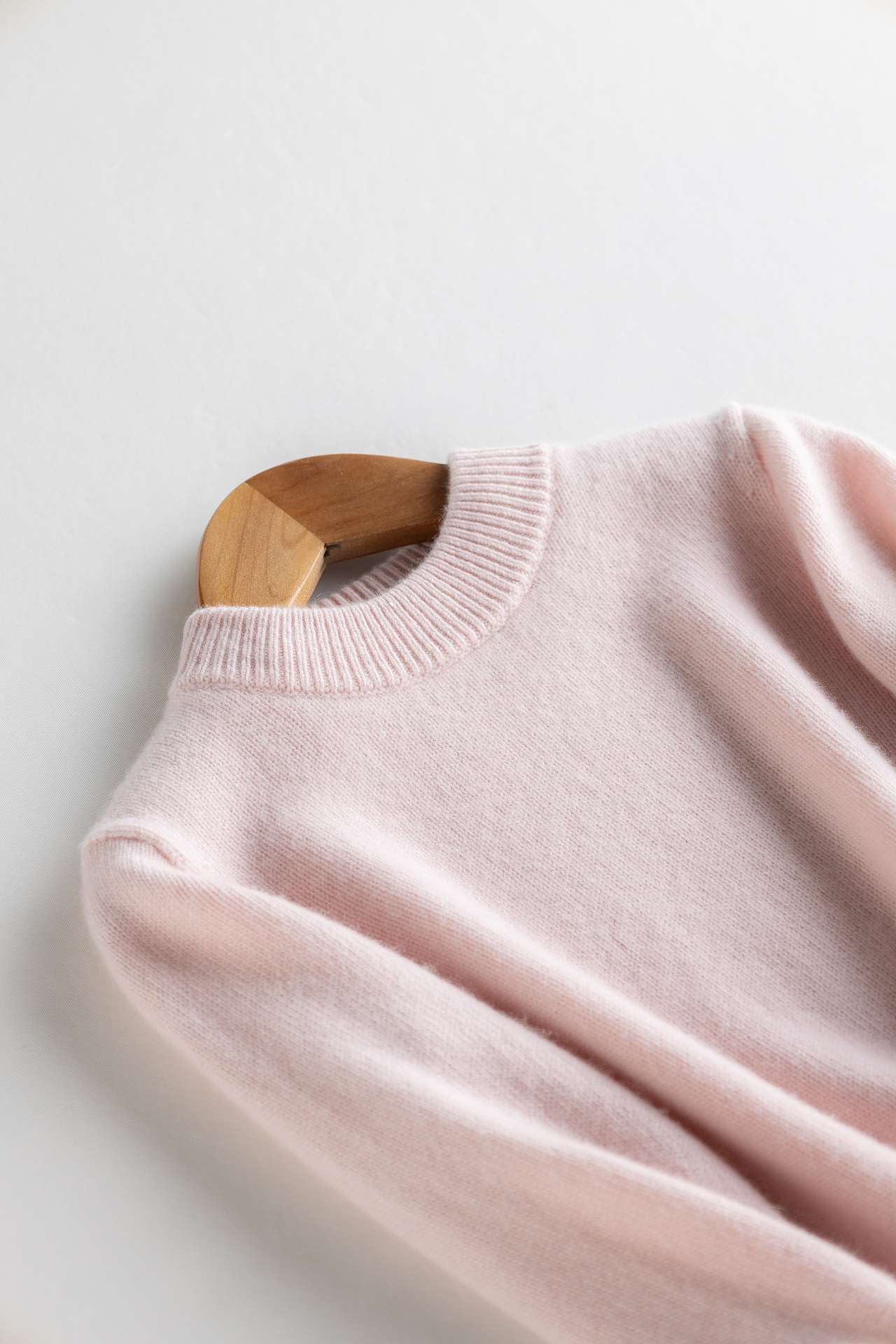 服装平铺毛衣拍摄客片展示（图ZMjkwOTQwMjU2） - 产品摄影 - 站酷设计师星脉视觉设计原创素材 - 站酷ZCOOL