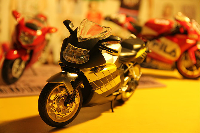 摩托车（图ZMzM5ODc3MDg=） - 产品摄影 - 站酷设计师bing9118_白冰原创素材 - 站酷ZCOOL