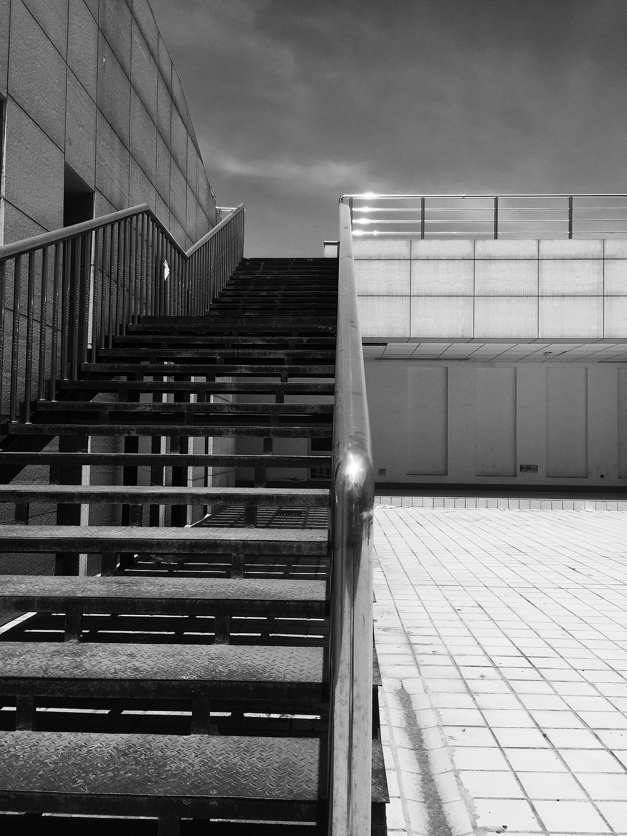 摄 “影”（图ZNzI1Mzc5MjQ=） - 环境/建筑摄影 - 站酷设计师查查看天空原创素材 - 站酷ZCOOL