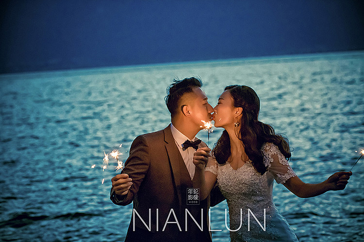 大理婚纱客照（图ZMTM5NjY2NTcy） - 人像摄影 - 站酷设计师大理年轮影像摄影原创素材 - 站酷ZCOOL