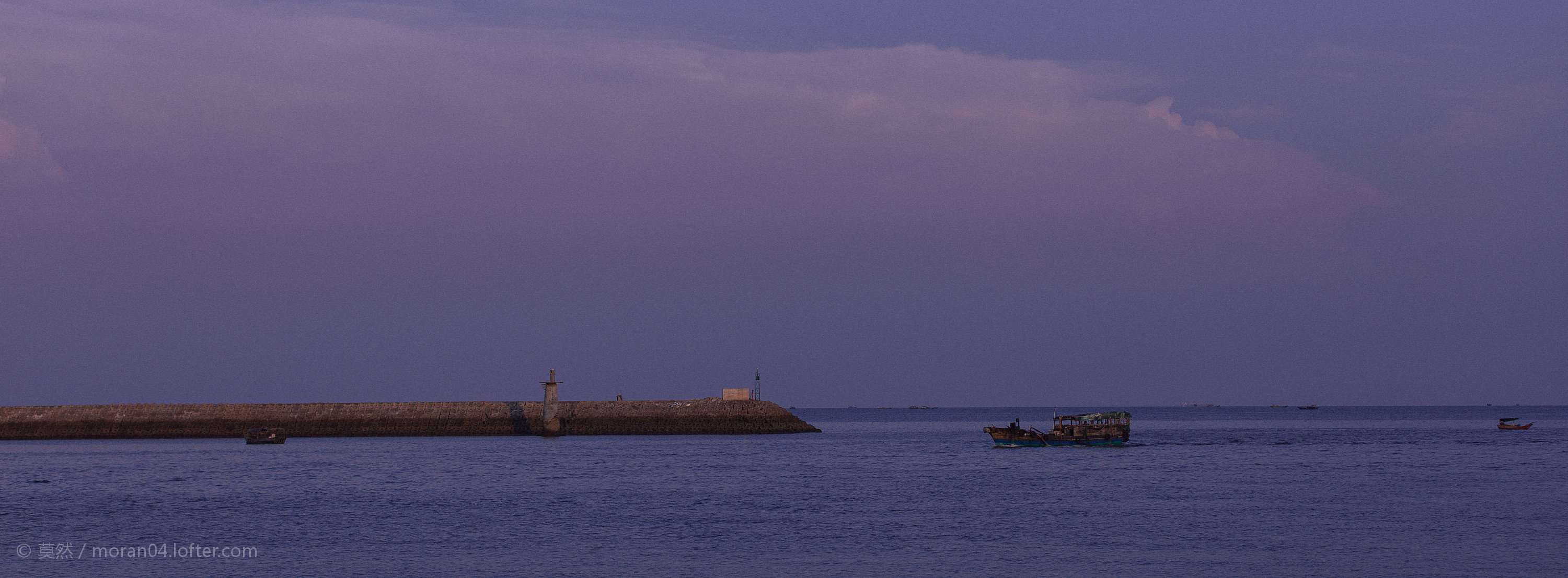 莫然_xs的個(gè)人主頁（封面預(yù)覽） - 主頁封面設(shè)置 - 站酷設(shè)計(jì)師莫然_xs原創(chuàng)素材 - 站酷ZCOOL