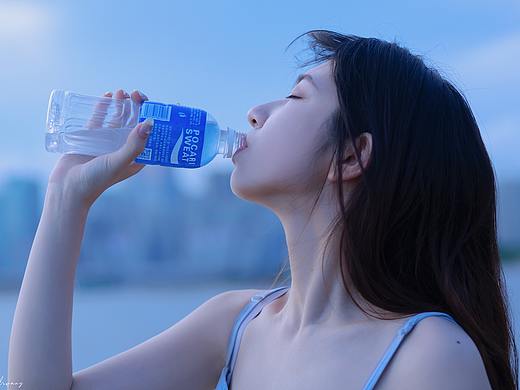 假装拍了宝矿力