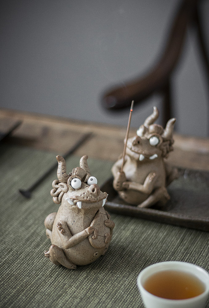 器十二 龙九子 囚牛 手工捏雕原创陶瓷茶宠香插摆件