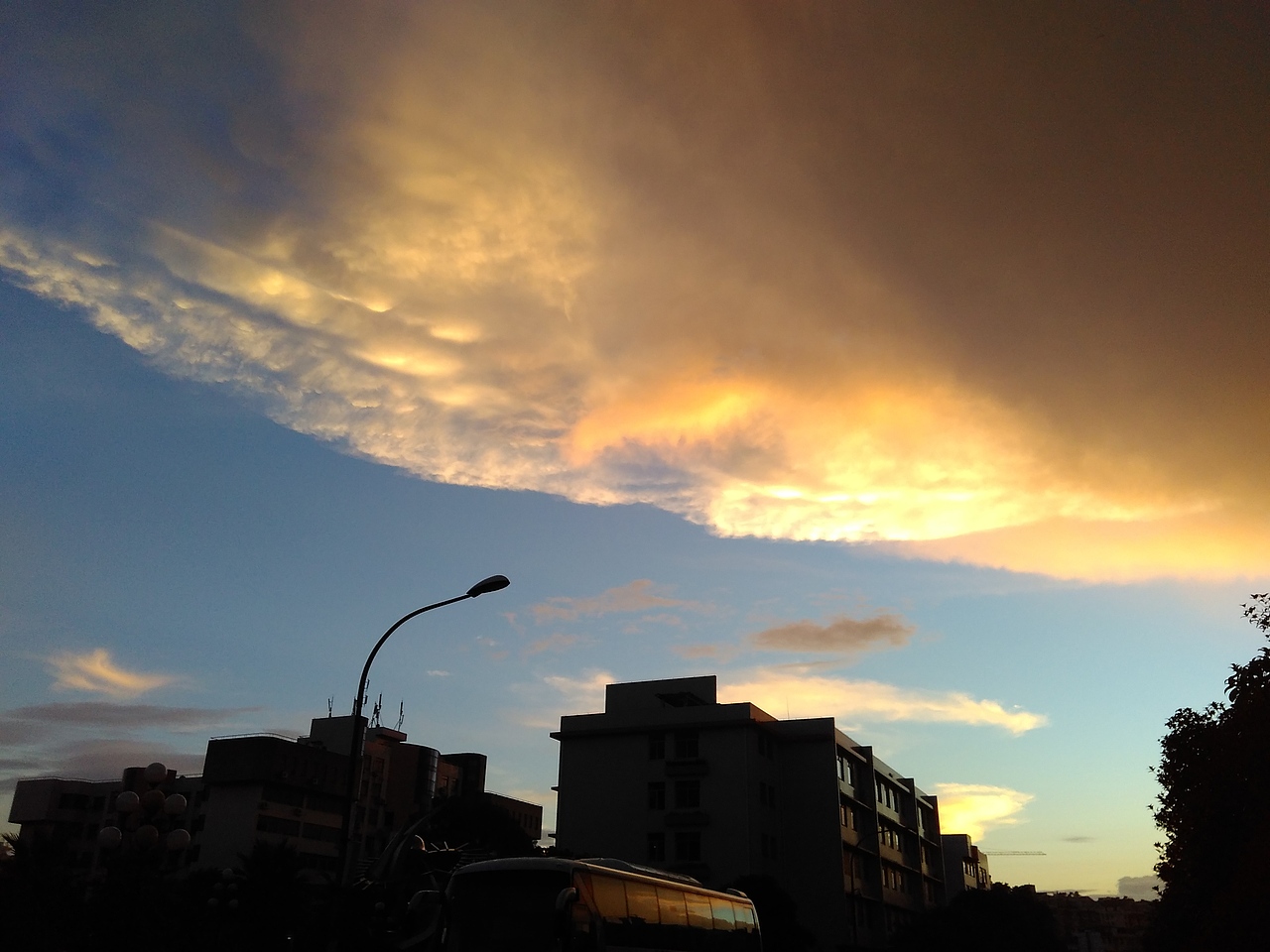 【手机摄影 】[渣渣红米的升级之路]桂林人在桂林读大学-2015.06 |原创（图ZMzU1MjEyOTY=） - 风光摄影 - 站酷设计师Alecc_原创素材 - 站酷ZCOOL