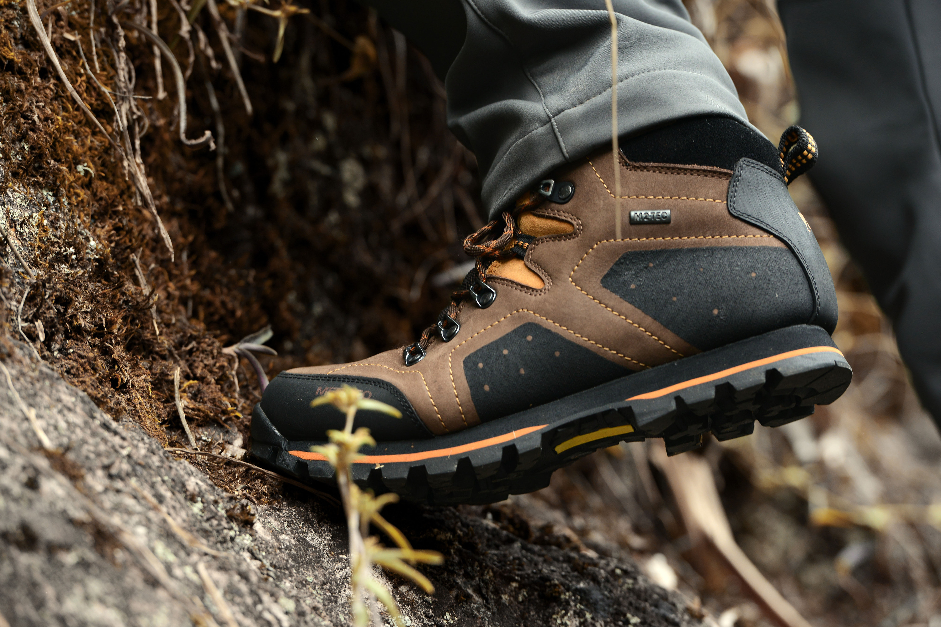 运动鞋 休闲鞋 登山鞋子静物拍摄 产品摄影