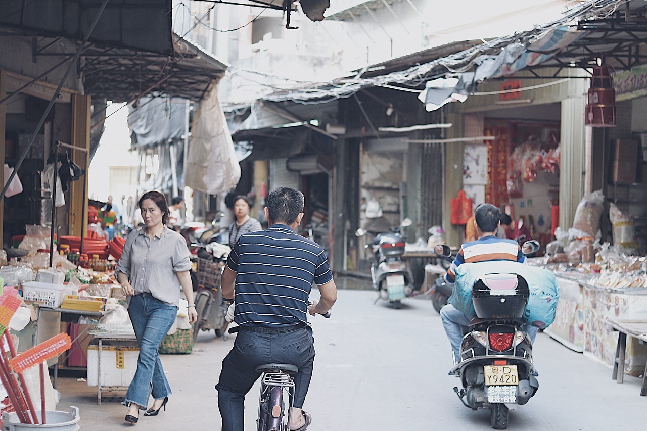 逛了个市场（图ZMTMyOTY2NjIw） - 人文/纪实摄影 - 站酷设计师全能的加班狗原创素材 - 站酷ZCOOL