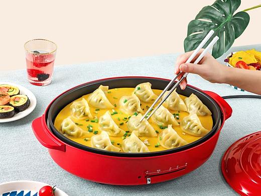 炊具：多功能料理锅（红色锅具）-照片