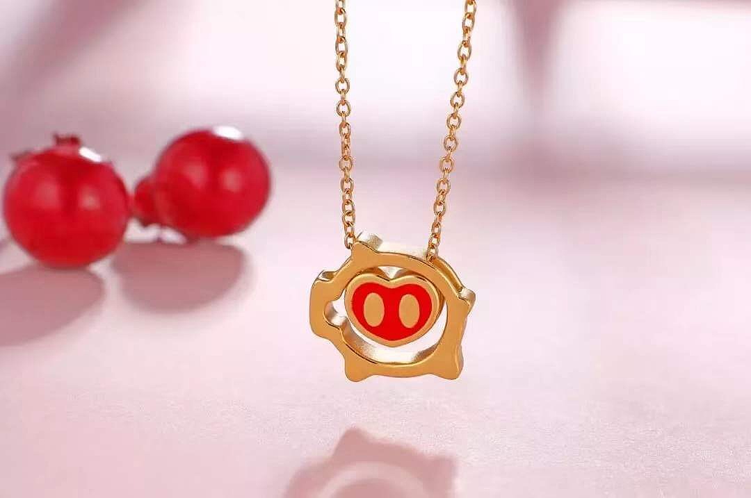 諸事順心》3D硬金豬年生肖吊墜.黃金吊墜.徽月珠寶（圖ZMTg5NDAwMTE2） - 首飾設(shè)計(jì) - 站酷設(shè)計(jì)師金銀有我原創(chuàng)素材 - 站酷ZCOOL