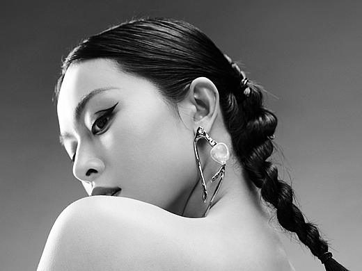 《VWidol》—文咏珊 