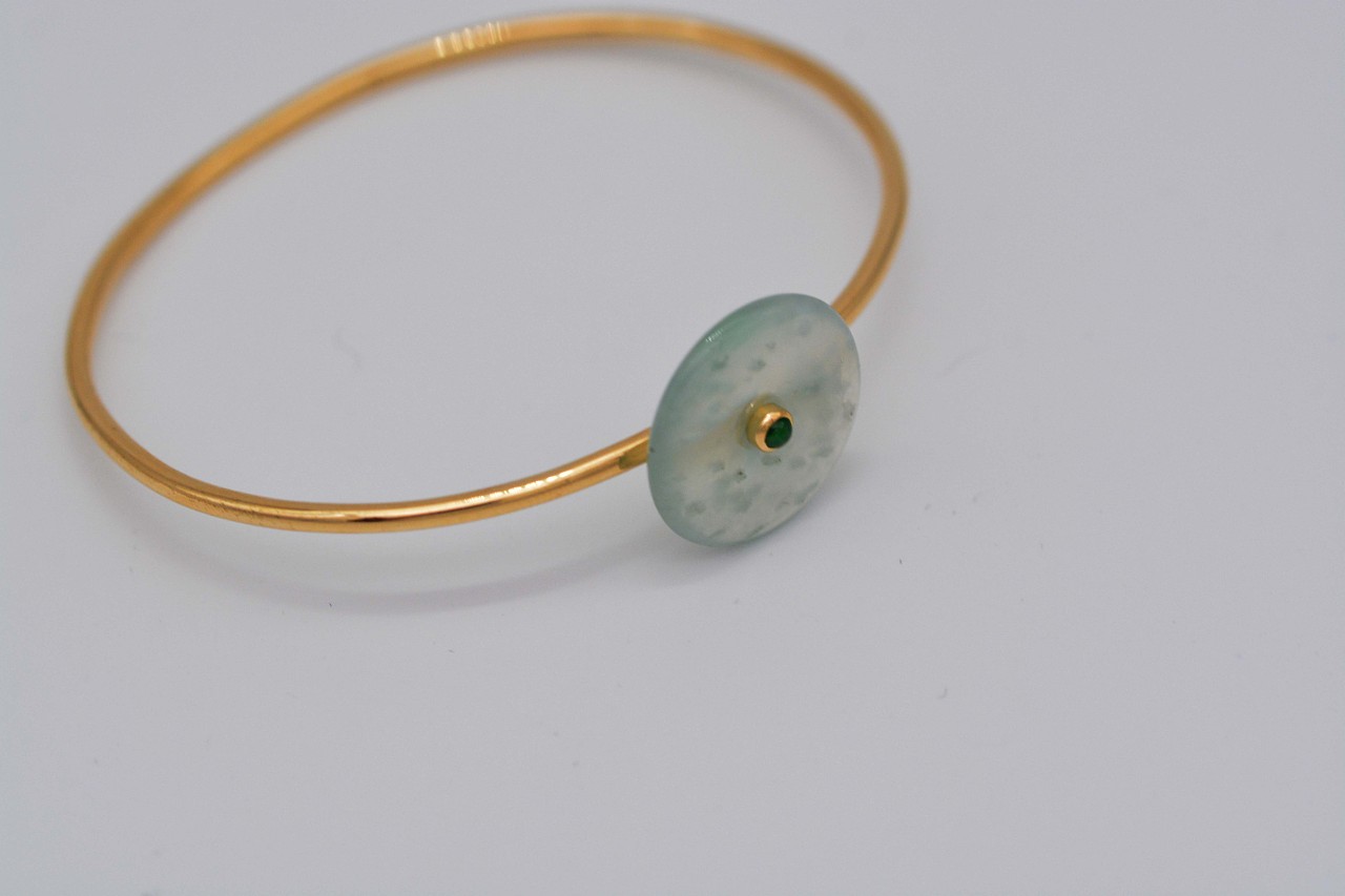 18k金翡翠平安扣手镯