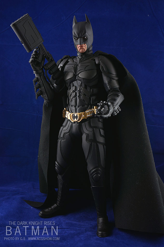 1:6 HOT TOYS DX12 蝙蝠侠:黑暗骑士崛起-布鲁斯·韦恩