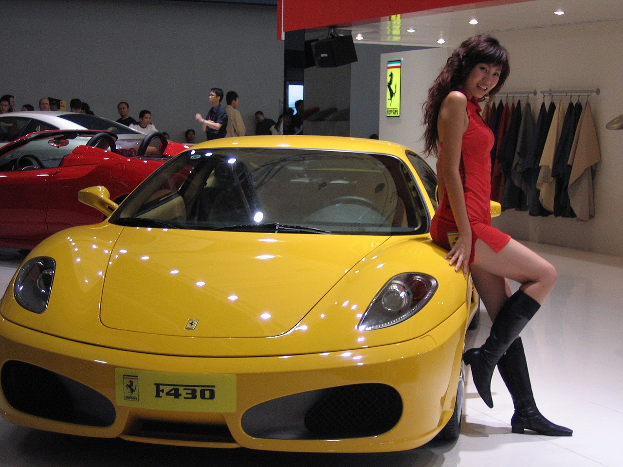 车展（图ZMjAzODkyOTY=） - 风光摄影 - 站酷设计师喜欢那一抹蓝原创素材 - 站酷ZCOOL