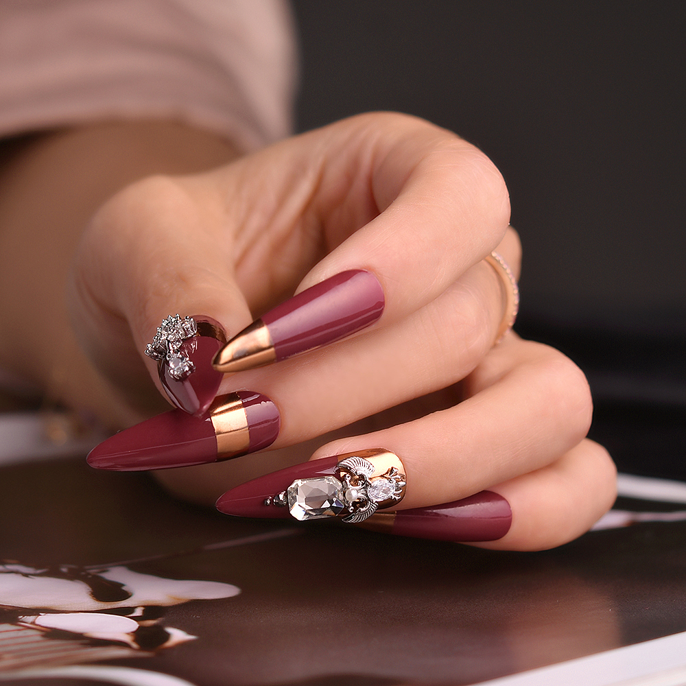 香奈儿欧美风美甲拍摄 大牌风手模精修 暗调摄影深色系