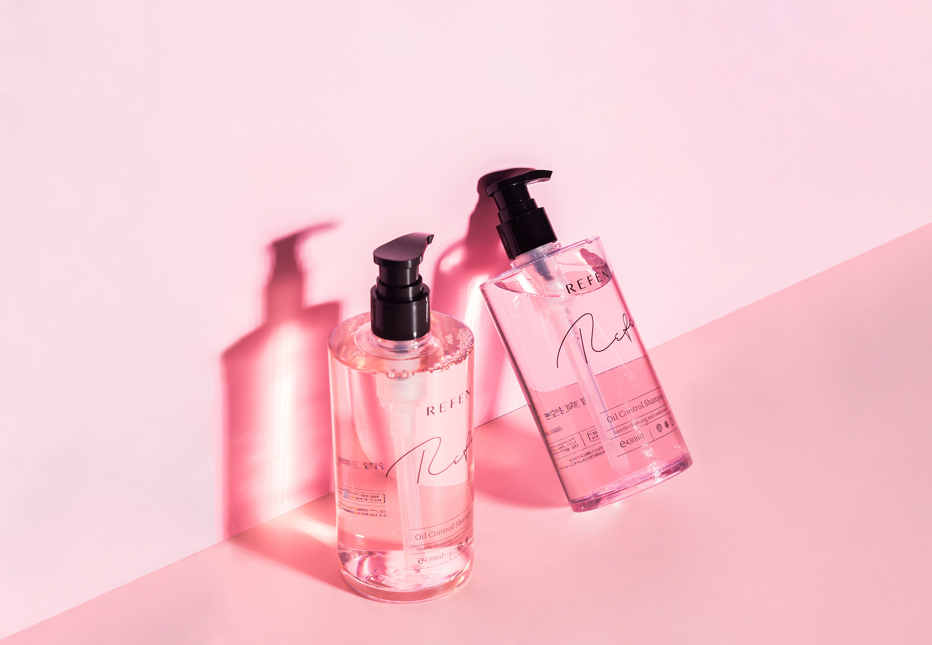 彩色沐浴露摄影