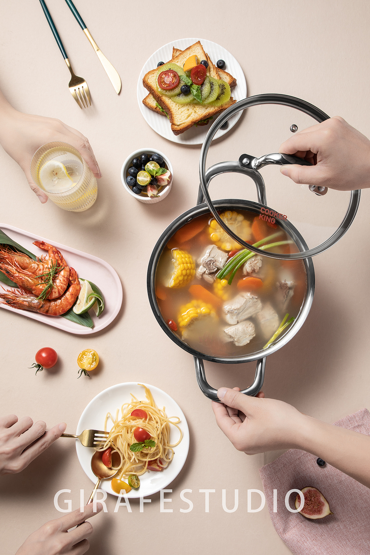 珊瑚粉汤锅&炊大皇