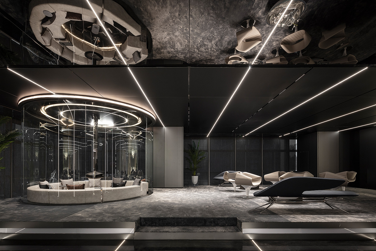 10° | 平行世界里的太空漫游