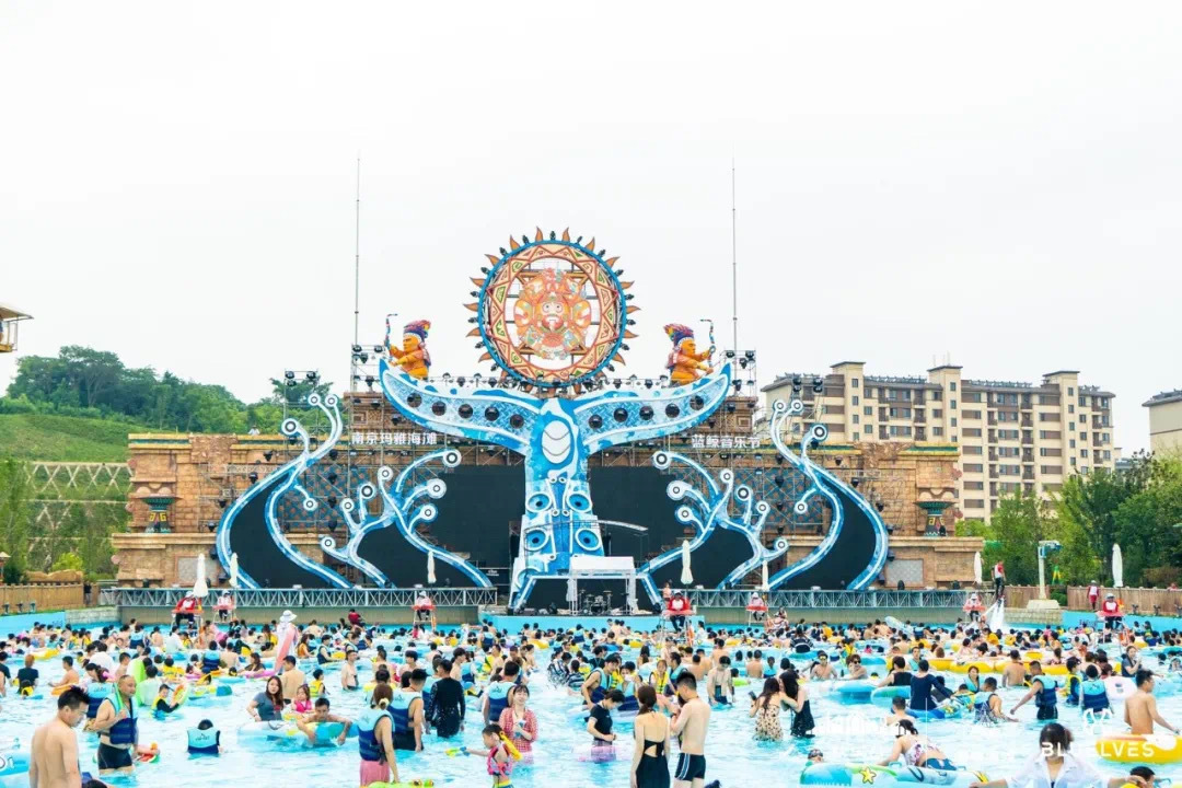 南京欢乐谷—"蓝鲸音乐节"水舞台设计